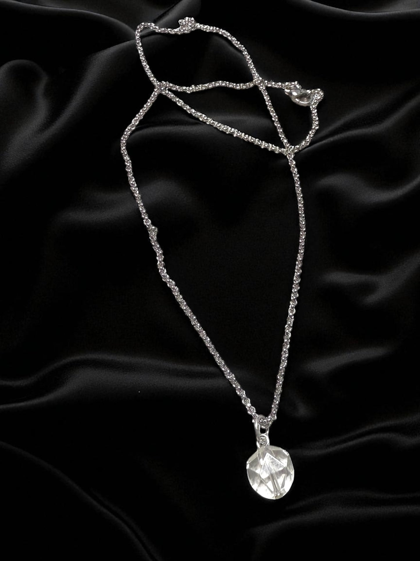 Cuarzo Cristal Triple A 10mm con Cadena de Acero Inoxidable